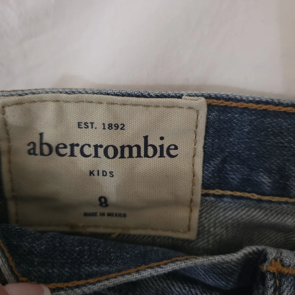 Abercrombie Kids Blue Distressed Jeans - Picture 3 of 3